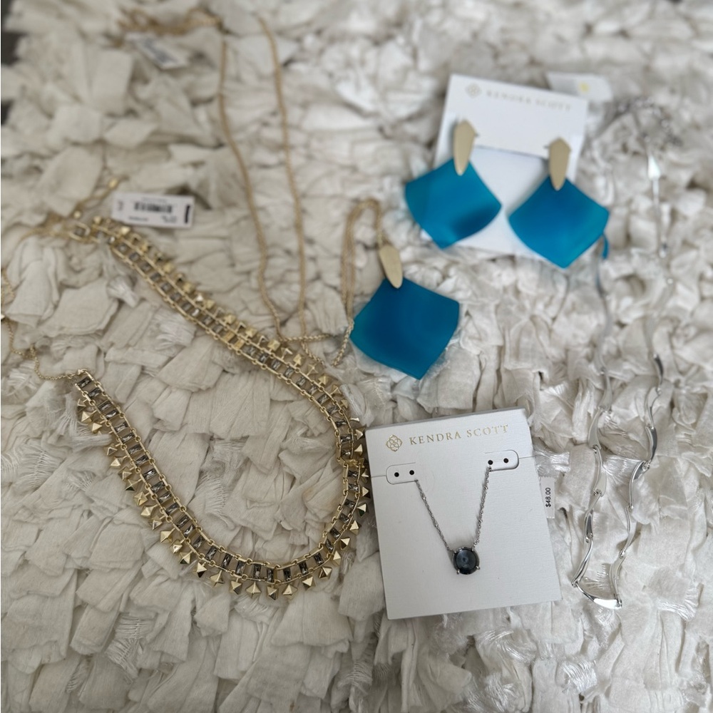 Kendra Scott Jewelry!!!